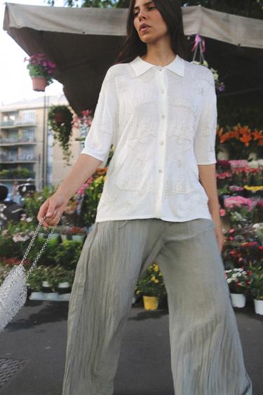 PANTALON SATINÉ EFFET PLISSÉ - Gris de Zara - Image 0