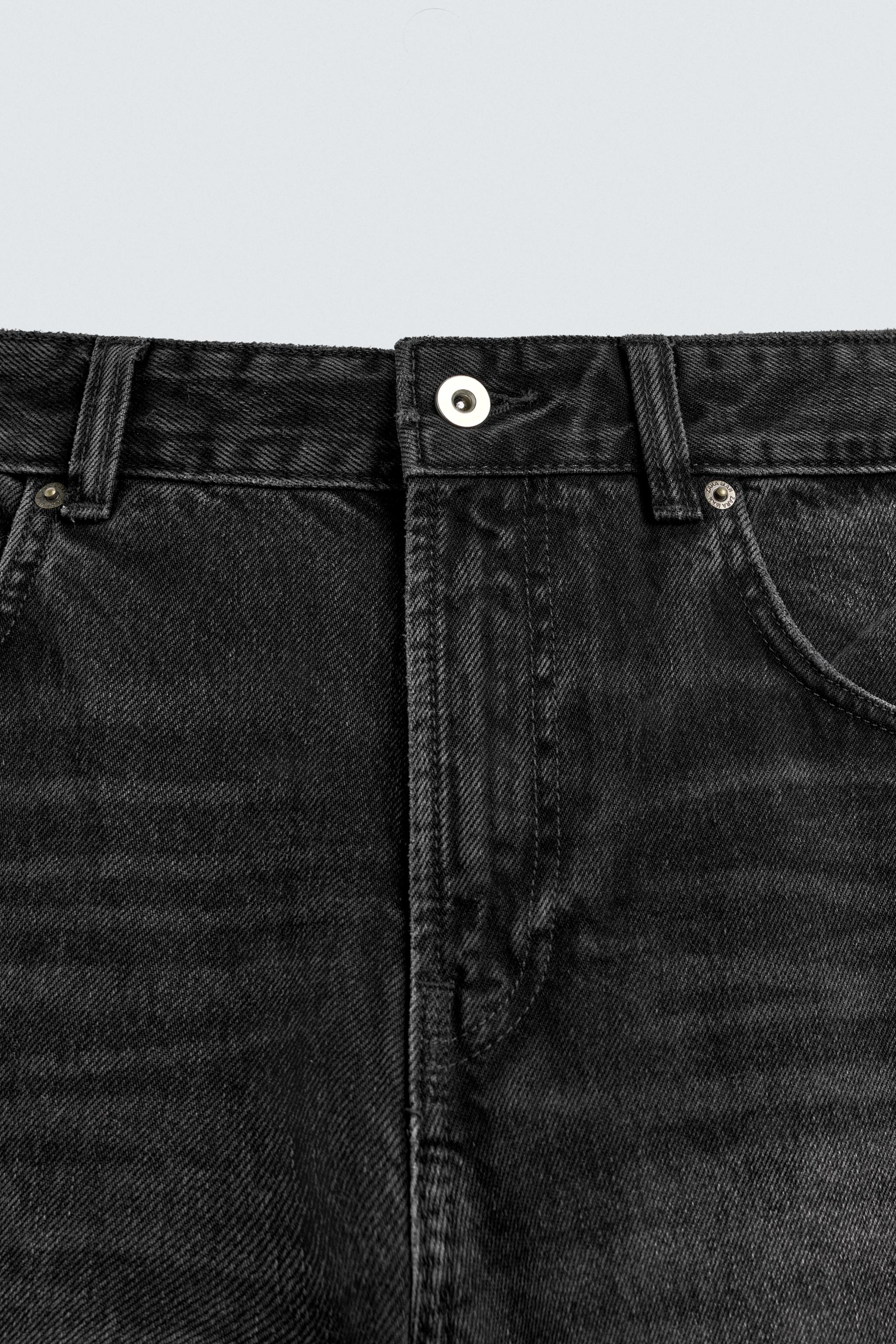 RIPPED FLARE FIT JEANS
