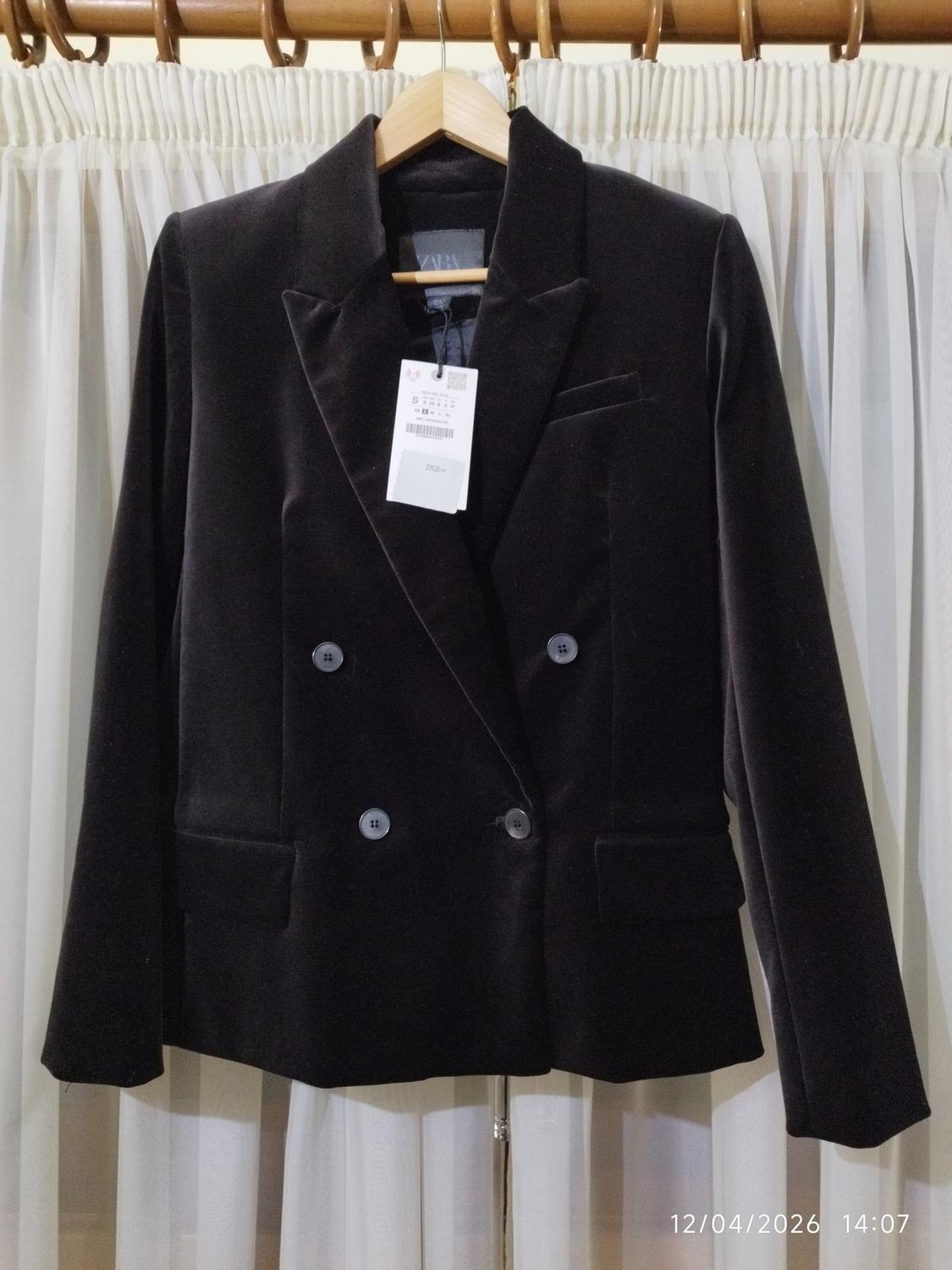 DOUBLE-BREASTED VELVET BLAZER ZW COLLECTION - Image 3