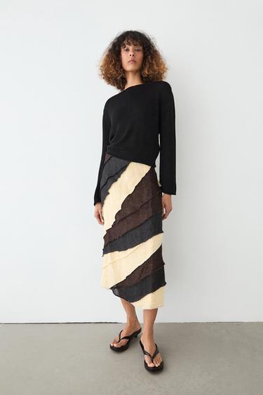 Falda midi capas contraste lino - Marrón de Zara