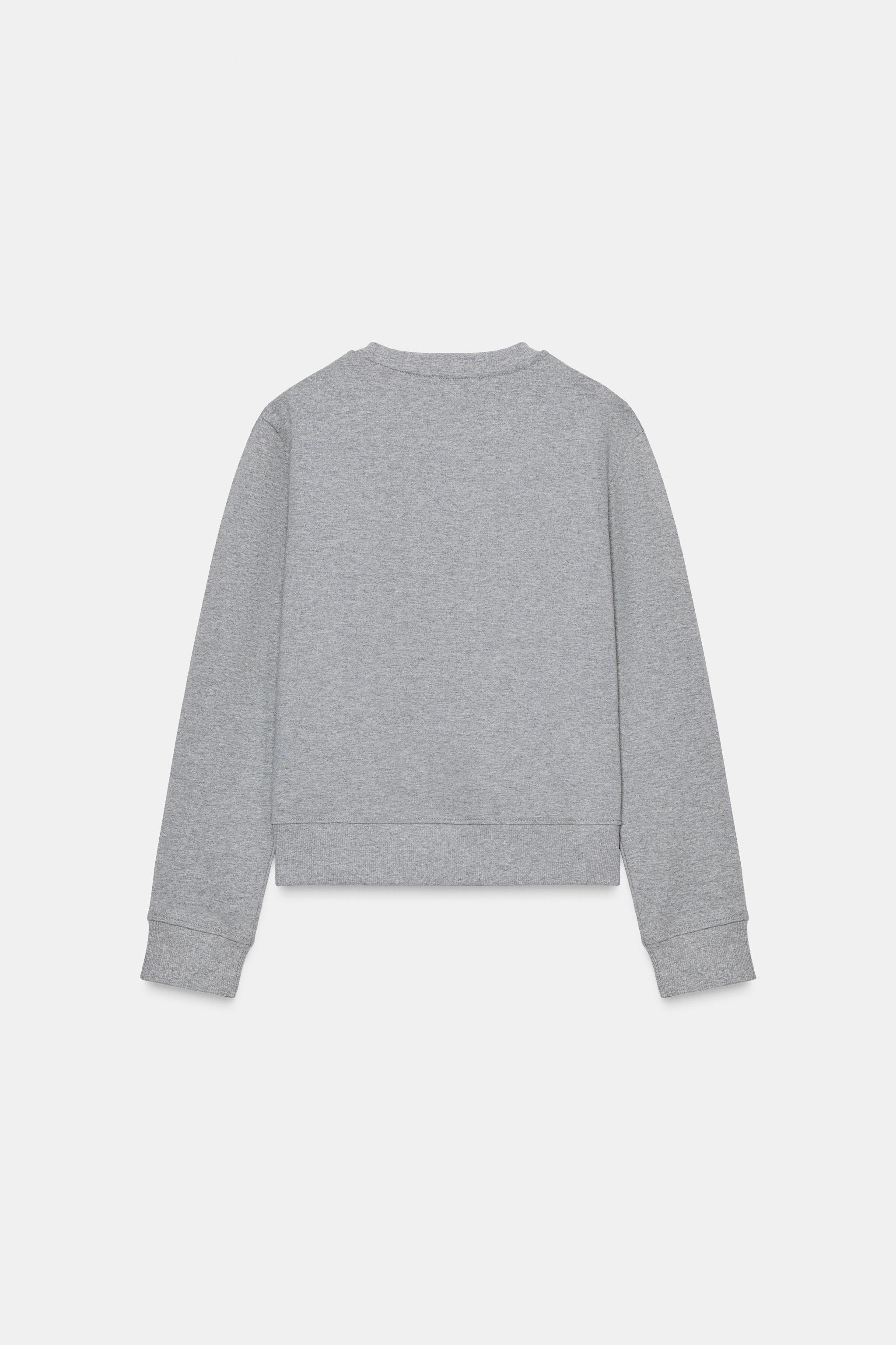 FRONT TEXT SWEATSHIRT