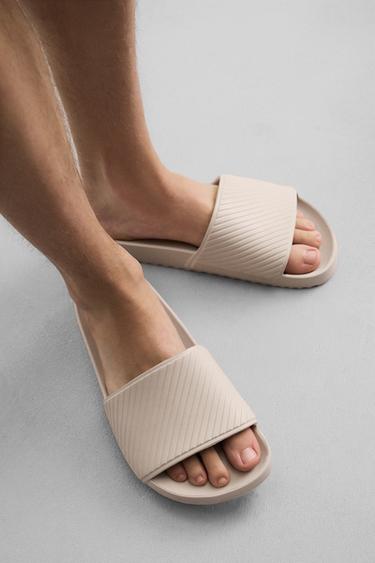 CLAQUETTES DE PLAGE - Marron sable de Zara - Image 2