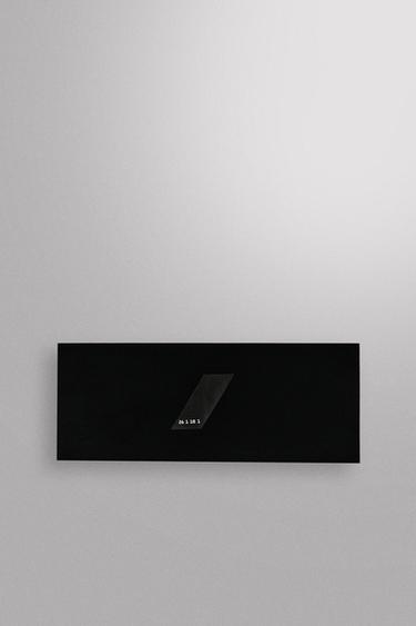 ELASTIČEN ŠPORTNI TRAK - Črna od Zare