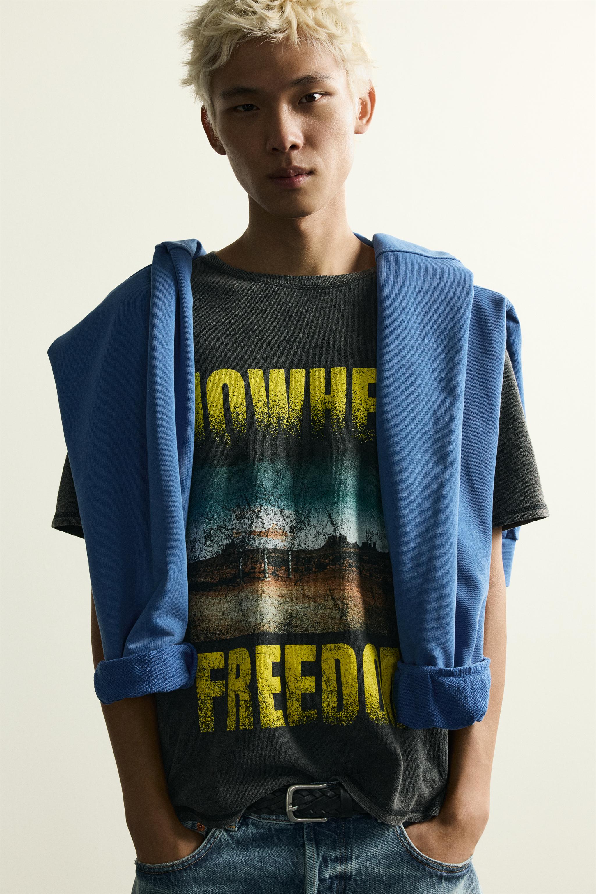 T-SHIRT EN MAILLE IMPRIMÉ DÉLAVÉ