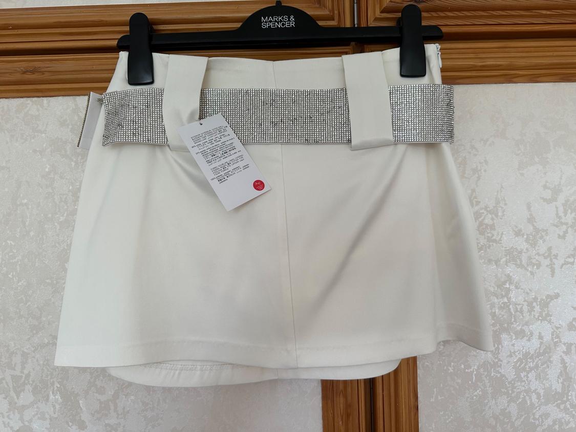 RHINESTONE BELTED SKORT - Image 2