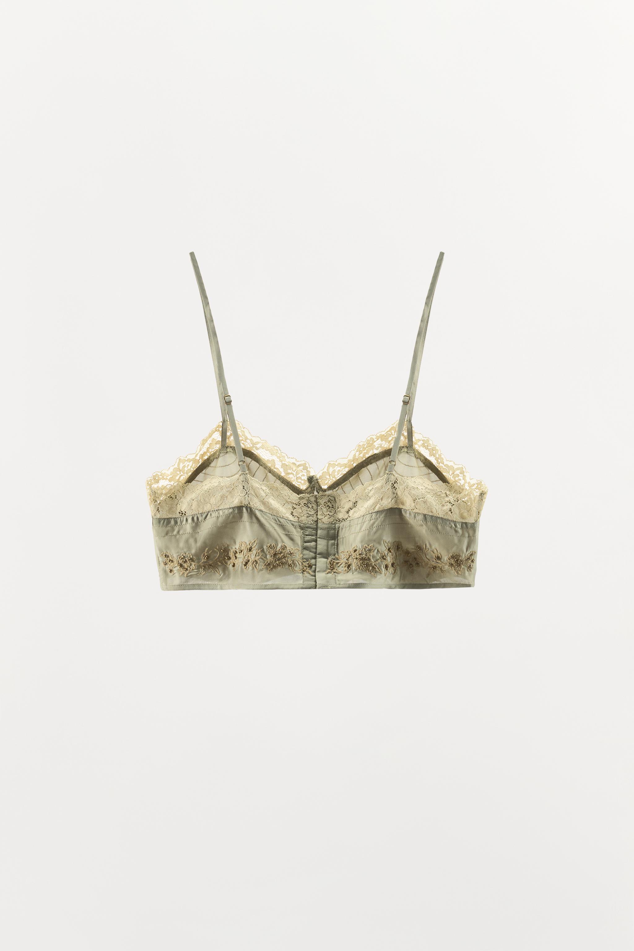 RAISED FLORAL EMBROIDERED BRA