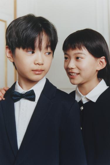 フェイクパールボタン付きツイルジャケットネイビーブルーZaraのフェイクパールボタン付きツイルジャケット - ネイビーブルー 