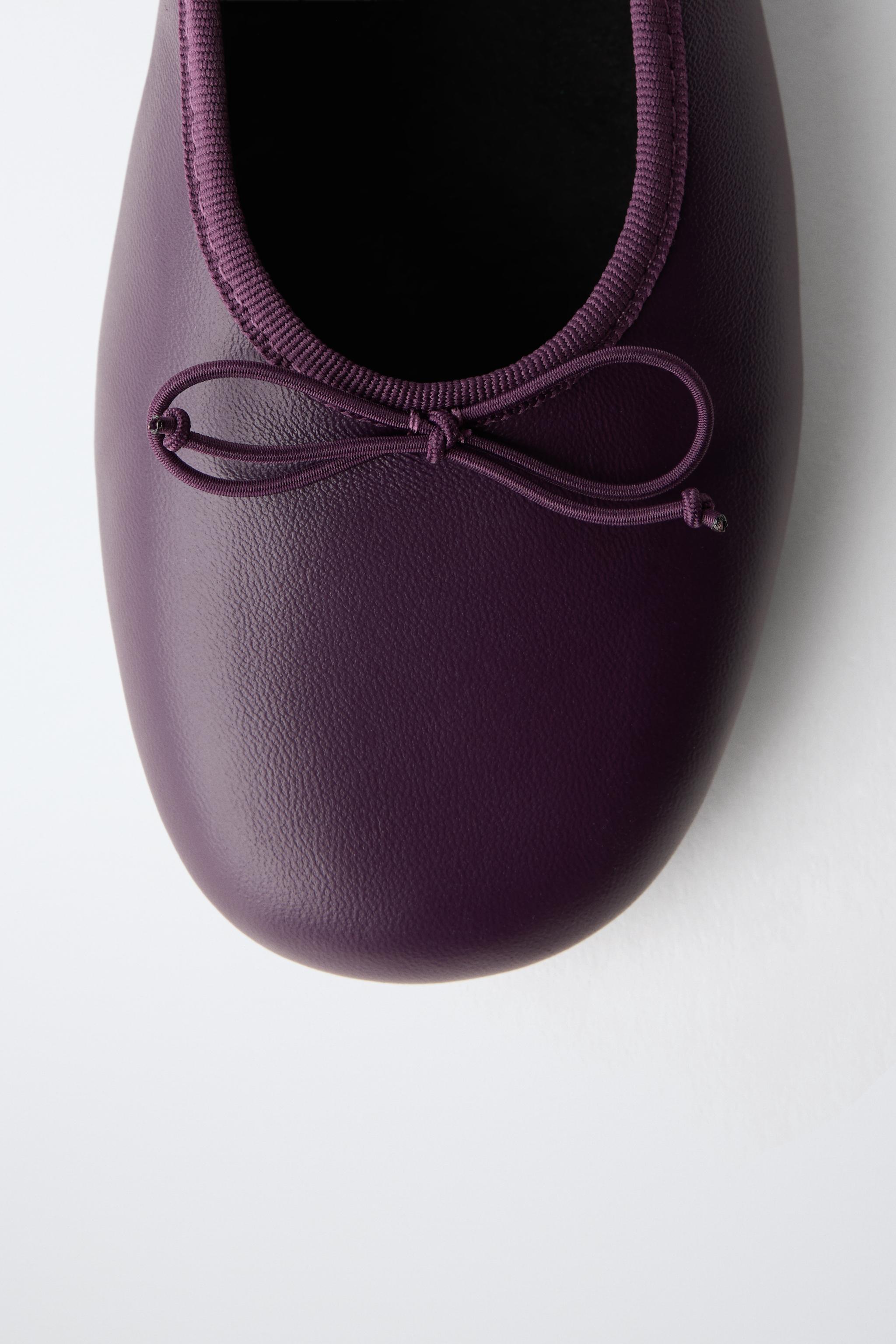 BALLERINES À NŒUD EN CUIR