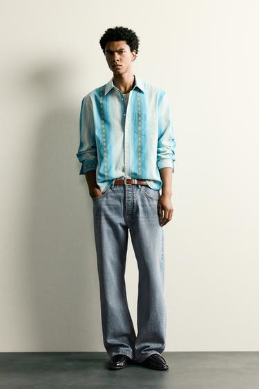 CAMISA RELAX FIT JACQUARD RAYAS - Azules de Zara - Imagen 0