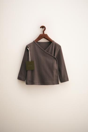 ZARA TIMELESS - CAMISETA KIMONO POINTELLE - Berenjena de Zara