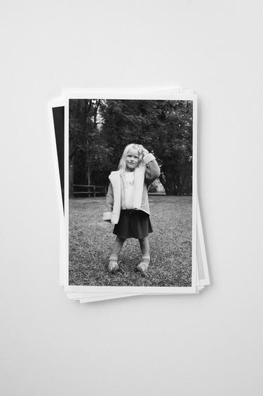 JUPE-SHORT TEXTURÉE AVEC NŒUD - Grenat foncé de Zara