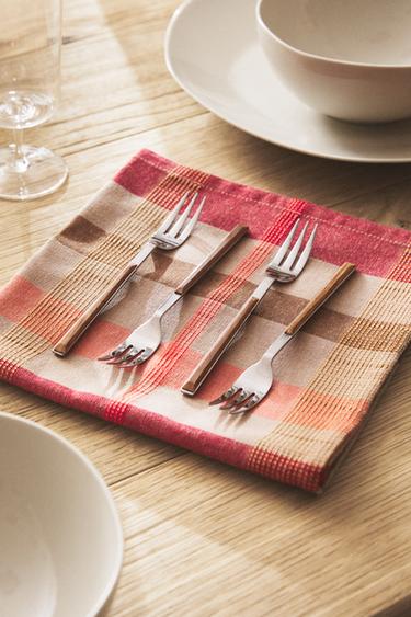 LOT TENEDORES POSTRE MANGO MADERA (LOT DE 4) - Marron de Zara - Image 5