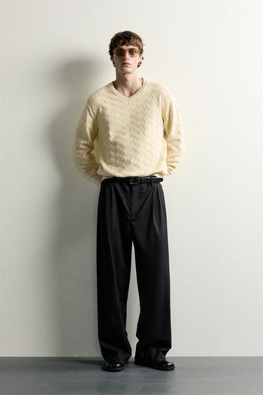 CALÇA COM PREGAS EM LÃ - Preto da Zara