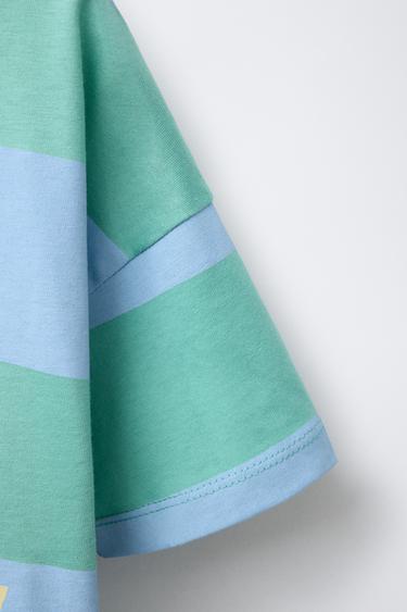 T-SHIRT À RAYURES ET IMPRIMÉ FRAISE - Vert de Zara - Image 3