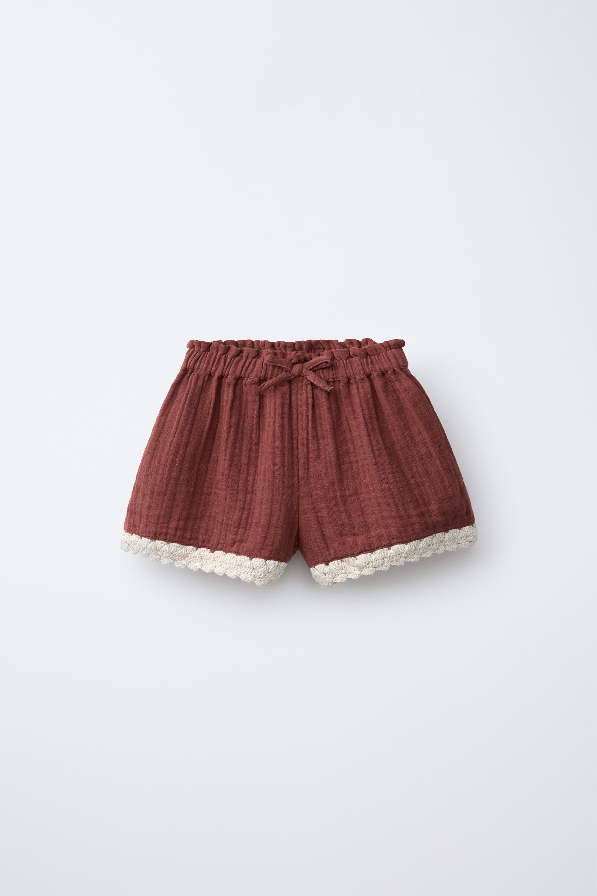 MIXED TEXTURE CROCHET SHORTS