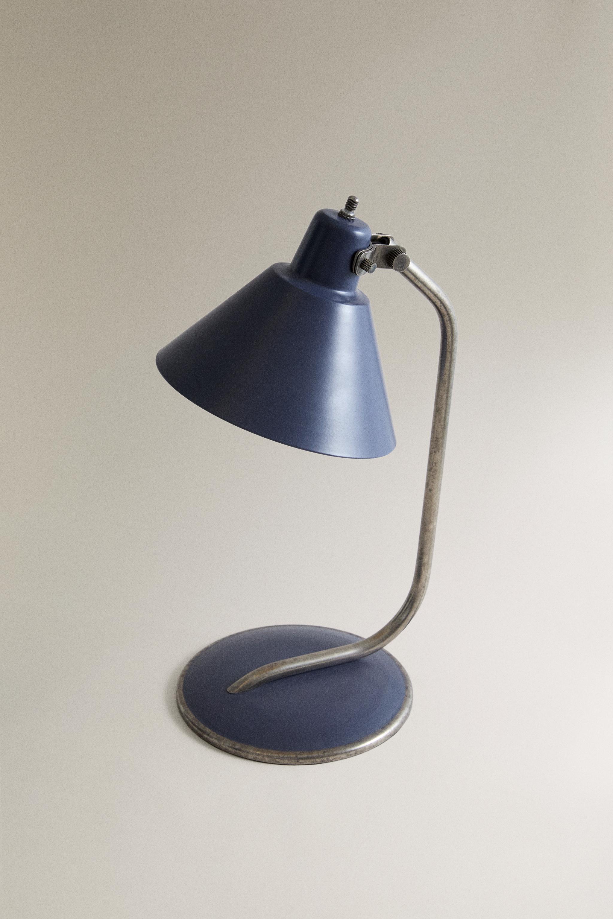 IRON DESK LAMP — Dark grey