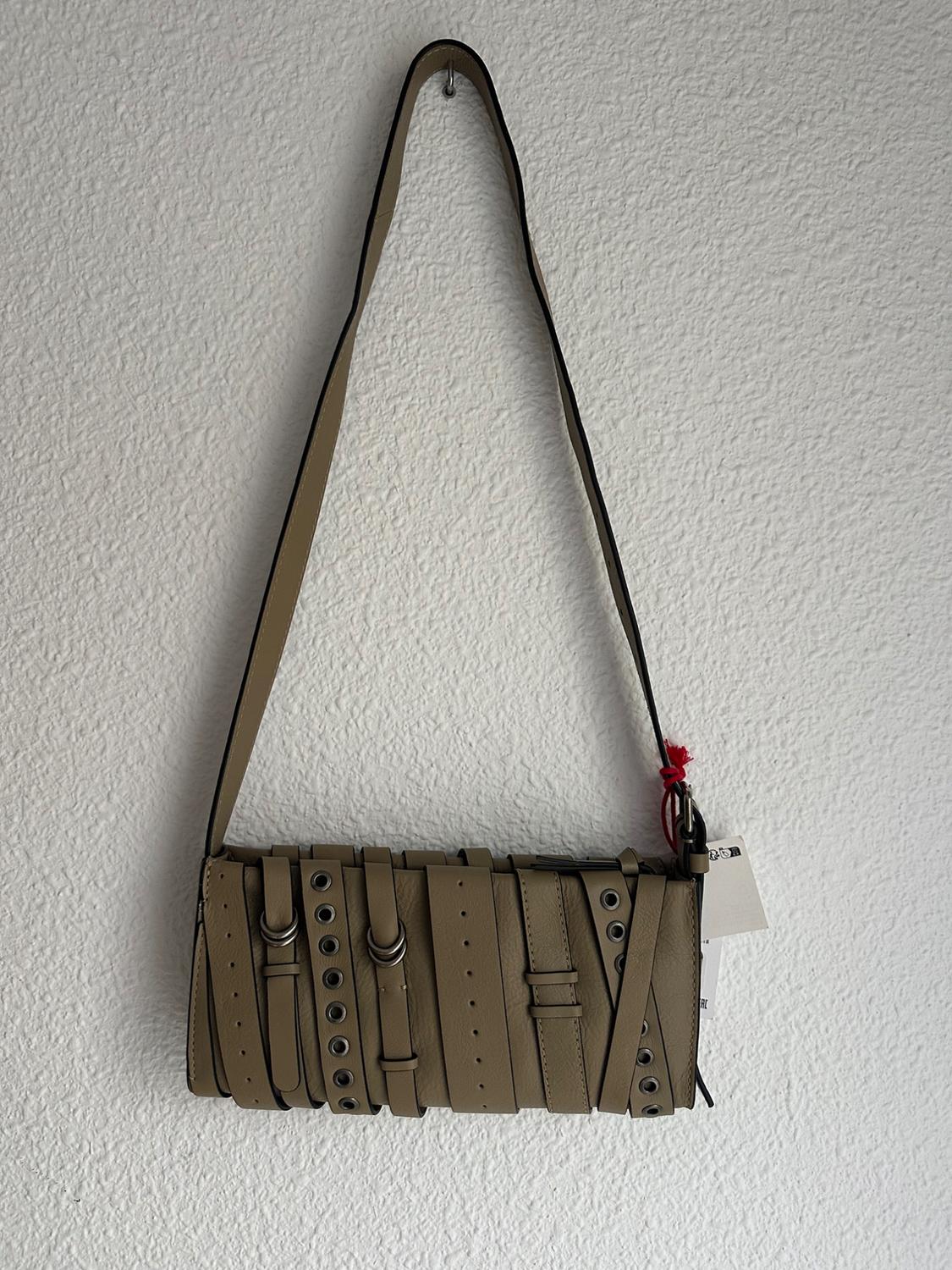 LTHR BG 12 - Image 5
