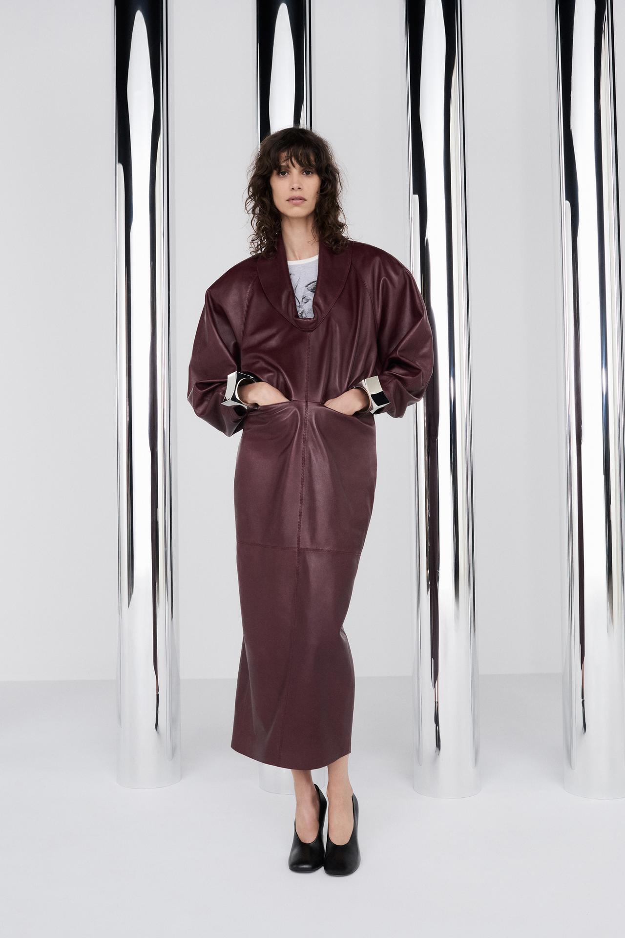 100% LEATHER PUFFED-BODY DRESS — Burgundy