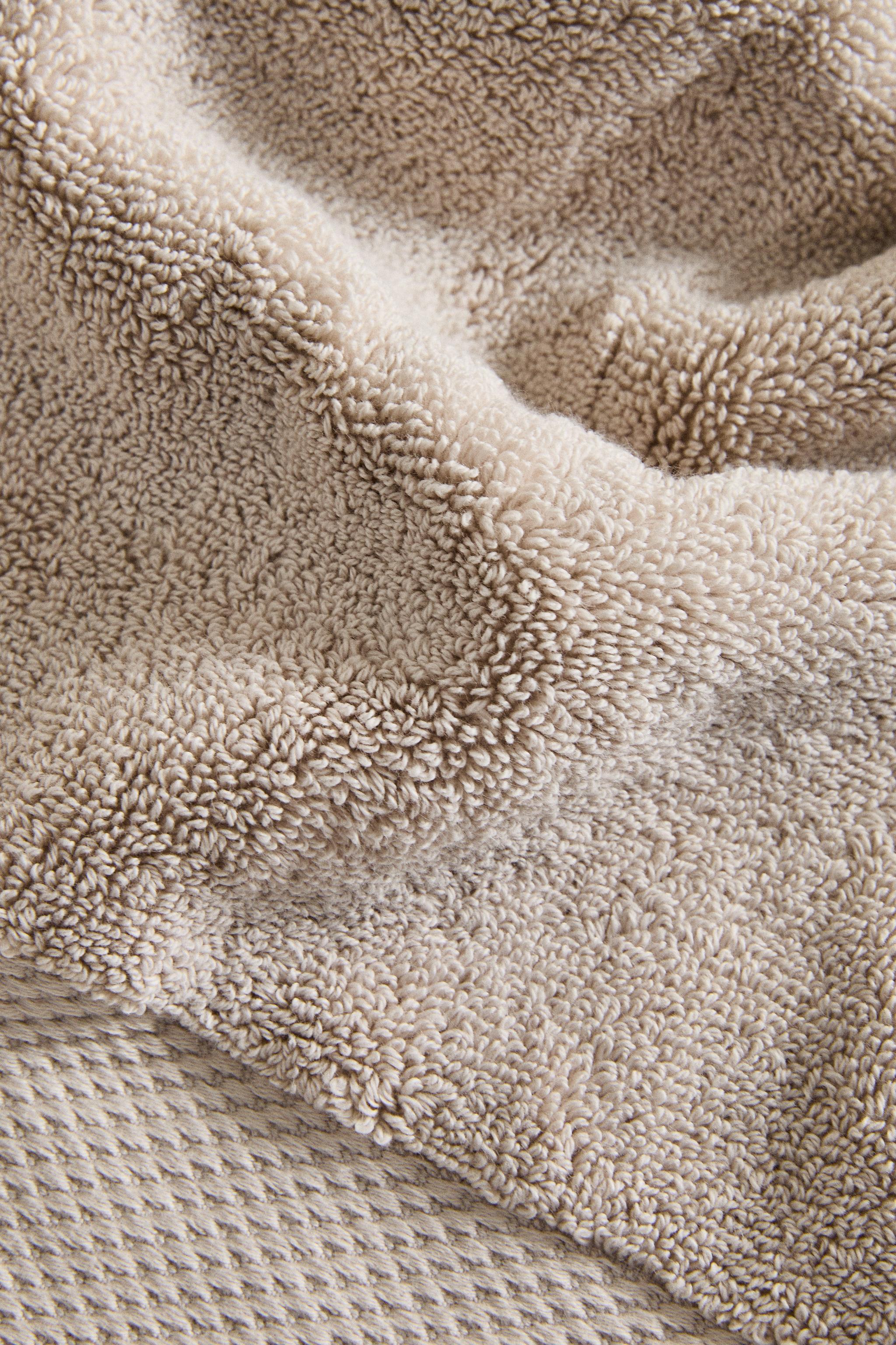 EXTRA SOFT BATH TOWEL (800 GXM²)