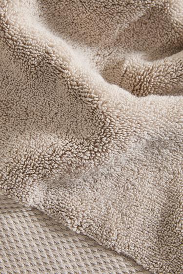 Zaras EXTRA MJUK BADHANDDUK (800 GXM²) - Ljust beige