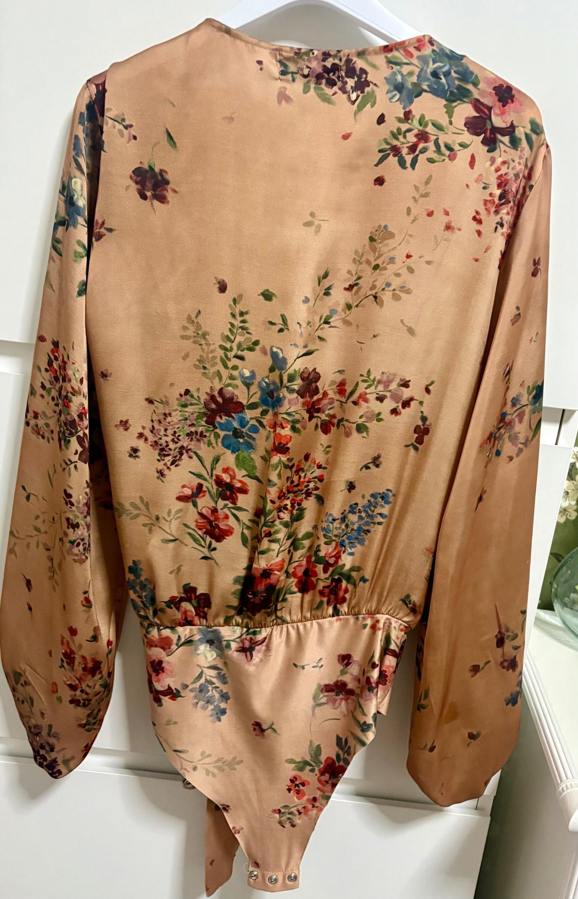 BODY FLORAL PINTADO LIENZO - Image 3