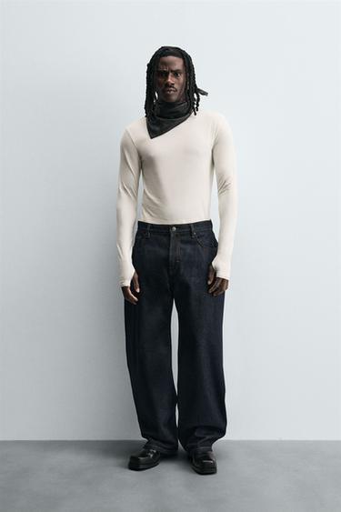 CAMISETA SLIM FIT LAVADA - Blanco de Zara - Imagen 0