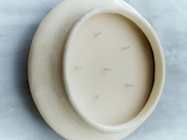 (700 G) LIGHT COTTON SCENTED CANDLE — white 1