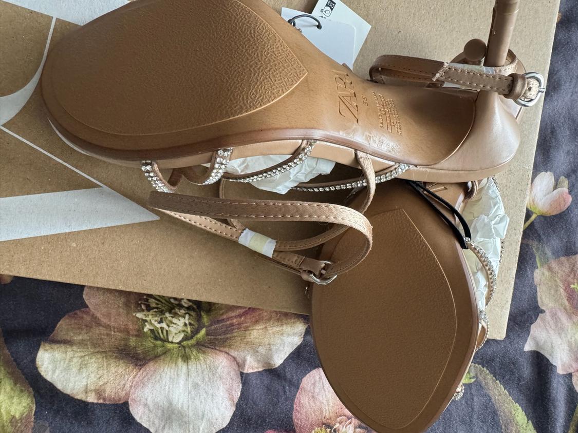 SHIMMER SANDALS - Image 3