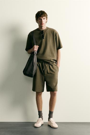TEXTURED RELAXED FIT T-SHIRT - Khaki by Zara