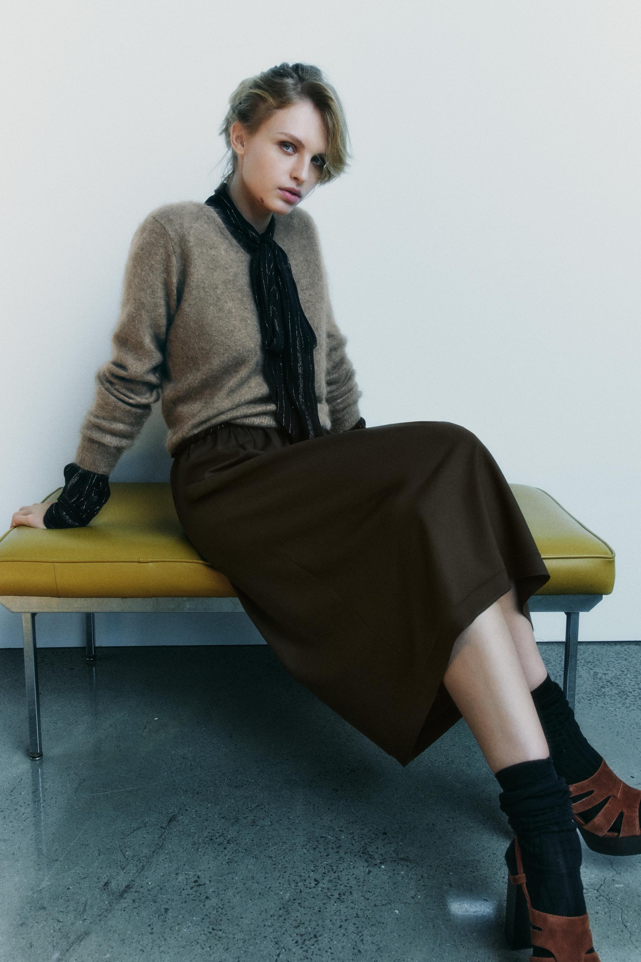 Plus size khaki skirt zara hotsell