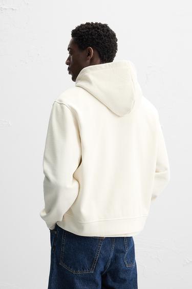 SWEAT BASIQUE ZIPPÉ À CAPUCHE - Blanc cassé de Zara - Image 2