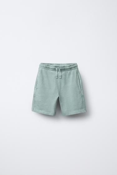 ENSEMBLE TEINT EN PIÈCE T-SHIRT IMPRIMÉ ET BERMUDA - Bleu / Vert de Zara - Image 3