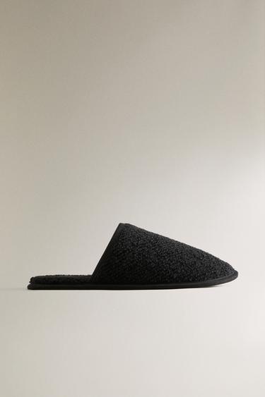 WARM SLIPPERS WITH LEATHER SOLE - Black by Zara