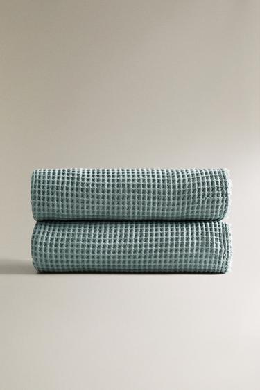 PLAID WAFFLE - Bleu d'eau de Zara - Image 1