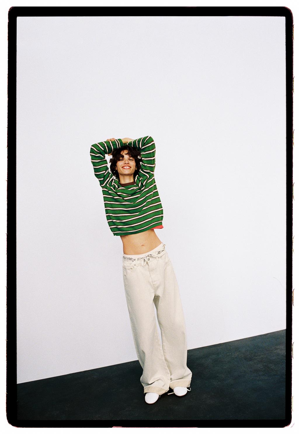 TRF MID-WAIST BAGGY FOLDED FIT JEANS