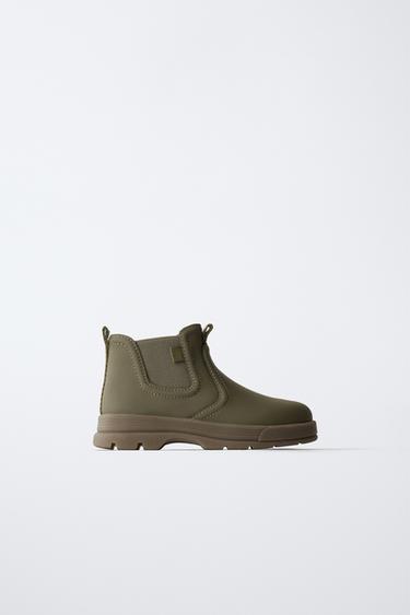 BOTA ENGOMADA - Verde Caqui de Zara - Imagen 0