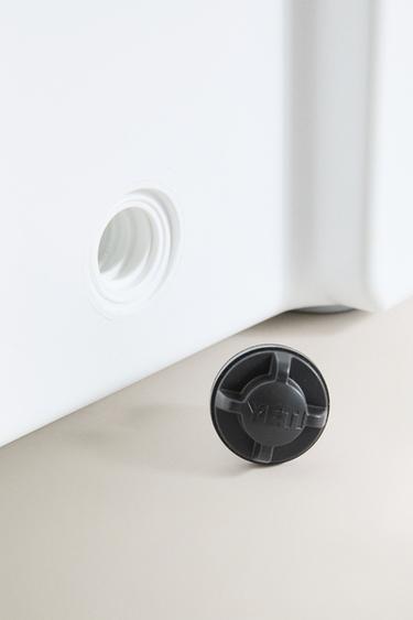 GLACIÈRE RIGIDE PORTABLE YETI - Blanc de Zara - Image 4