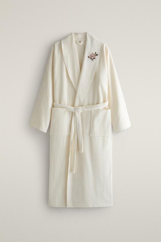 EMBROIDERED PICOT TRIM DRESSING GOWN (450 G/M²) - Ivory by Zara - Image 0