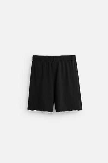 CONTRAST EMBROIDERY BERMUDA SHORTS - Black by Zara