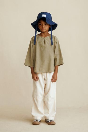 CHEMISE À COL MAO CRÉÉE PAR CARAMEL LONDON X ZARA - Kaki de Zara
