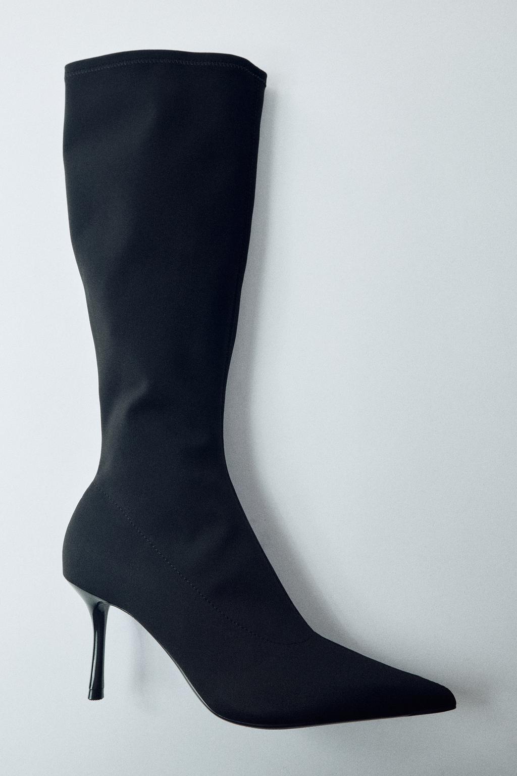 STRETCH HEELED BOOTS