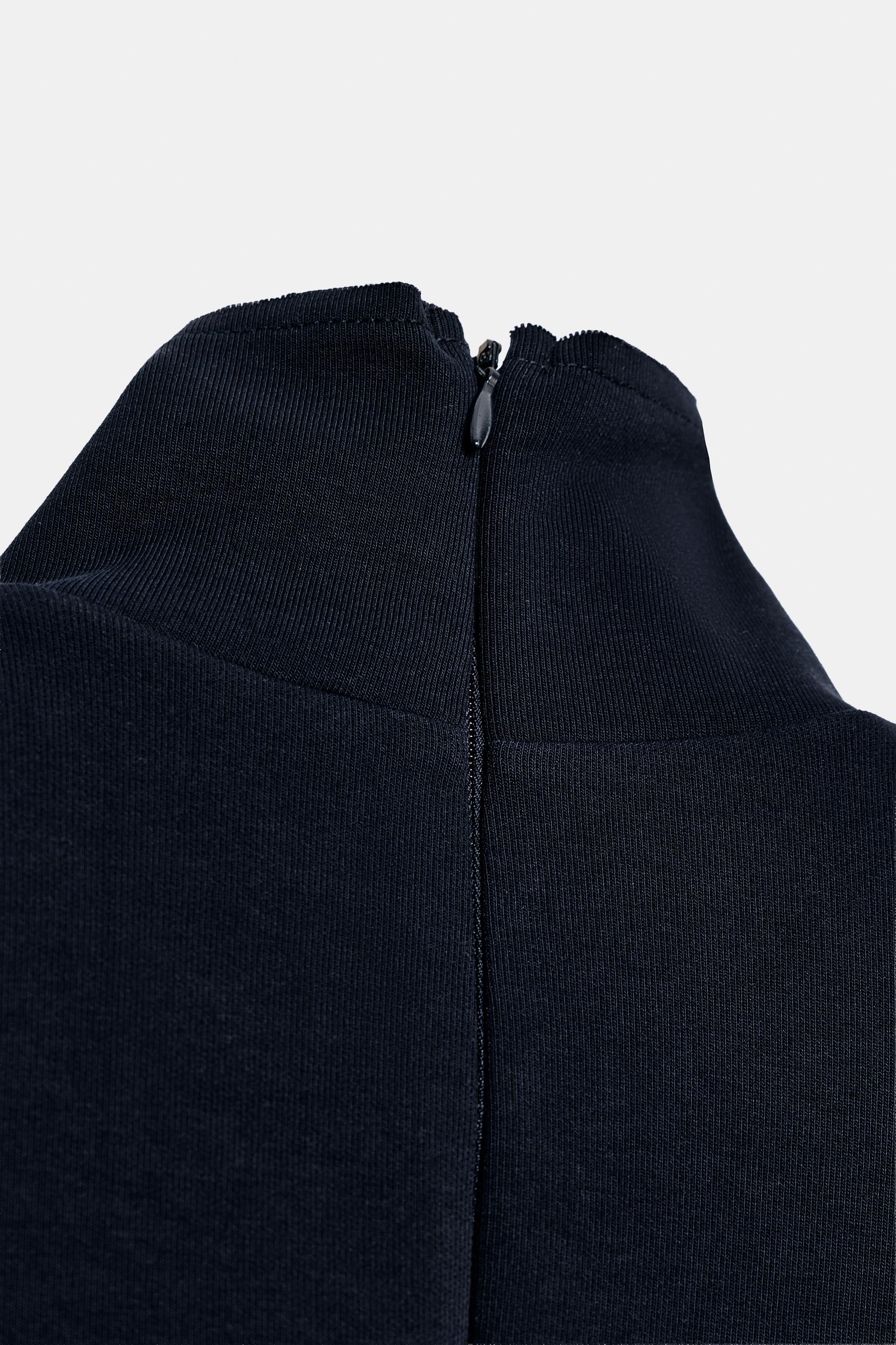 INTERLOCK MOCK-NECK TOP