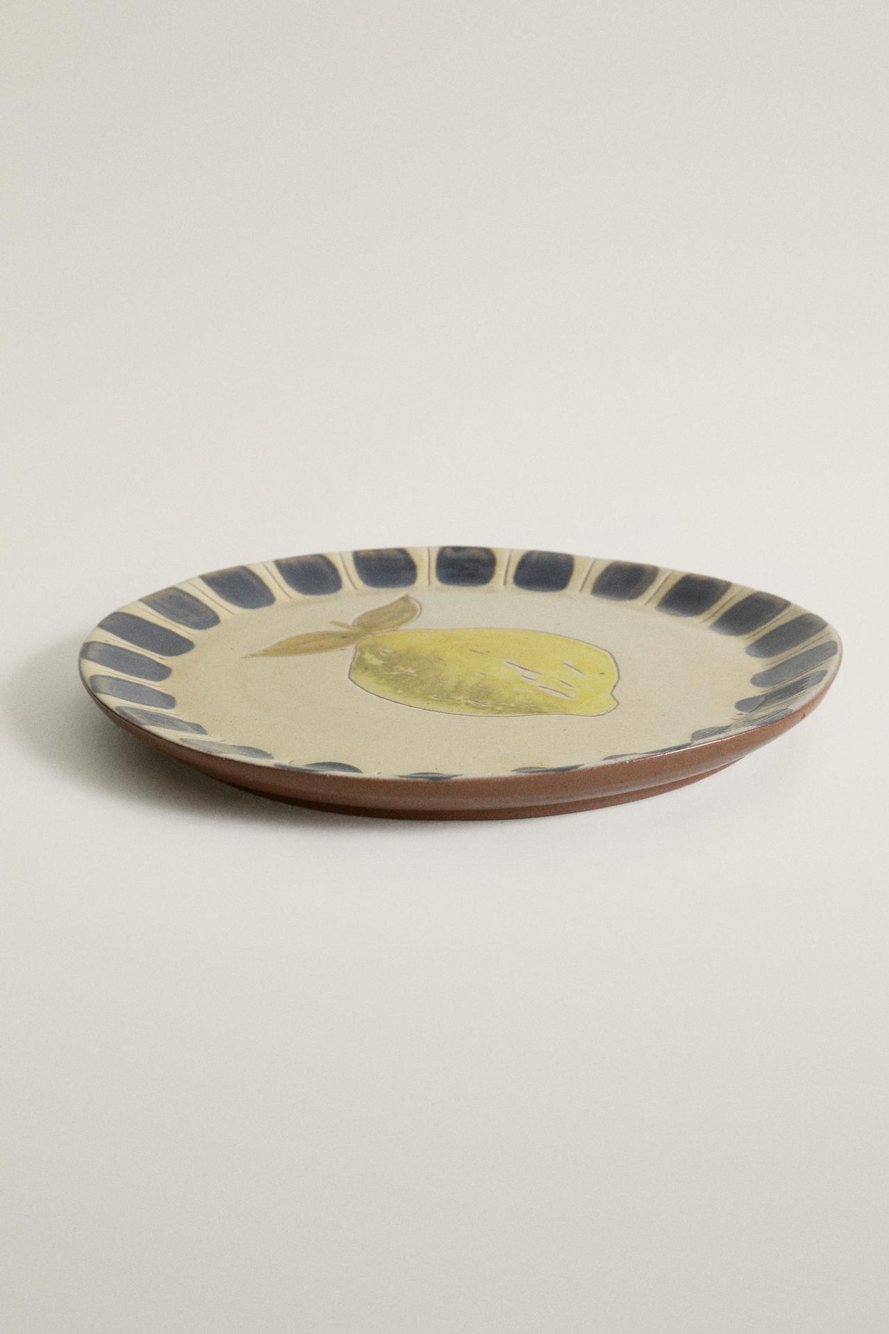 FRUIT EARTHENWARE DESSERT PLATE — Yellow