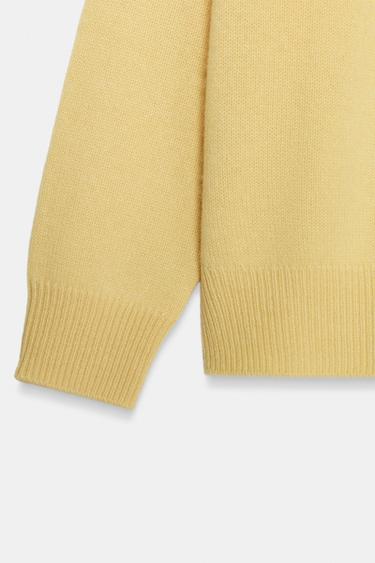 PULL 100 % CACHEMIRE À MANCHES LONGUES - Jaune de Zara - Image 2