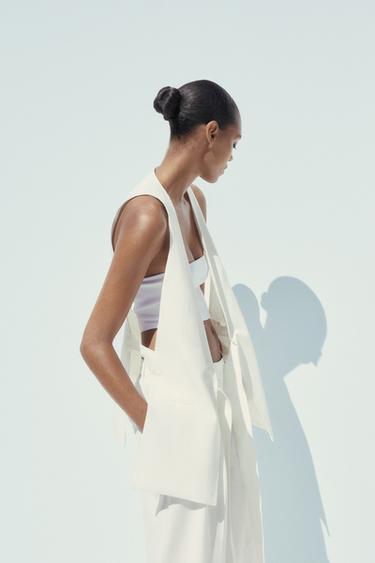 GILET LONG FENTES CEINTURE POSITIONS MULTIPLES - Blanc cassé de Zara