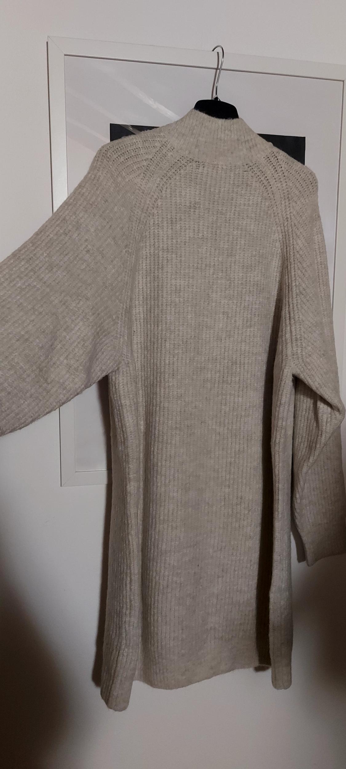 VESTITO MORBIDO E CALDO CON PERCENTUALE DI LANA. - Image 3