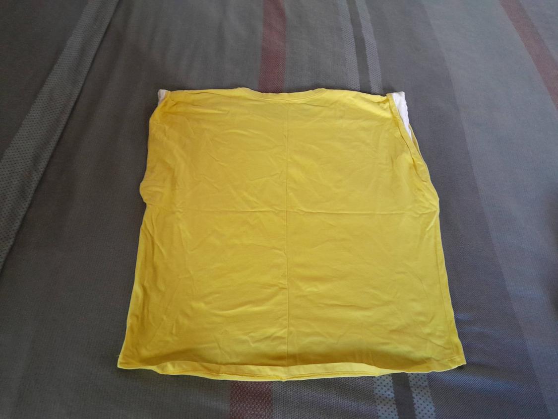 T SHIRT GIALLA - Image 6