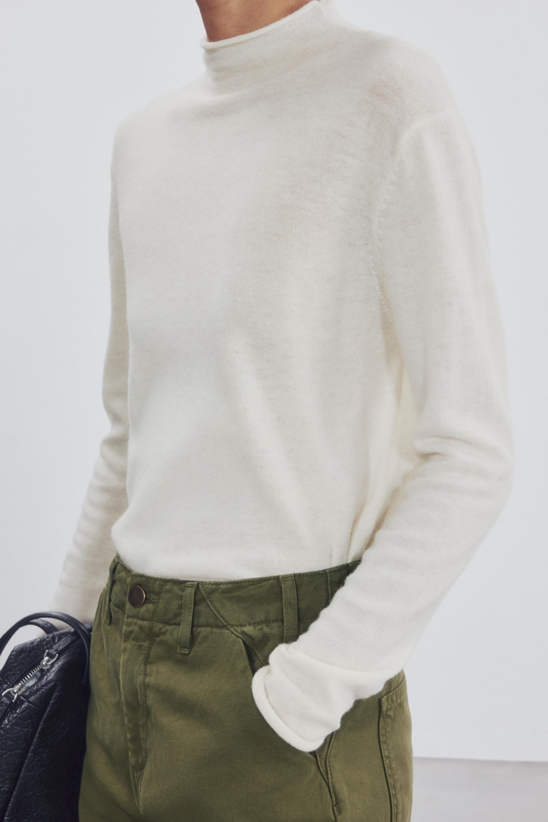 EXTRA-SOFT 100% WOOL MOCK NECK SWEATER thumbnail 3