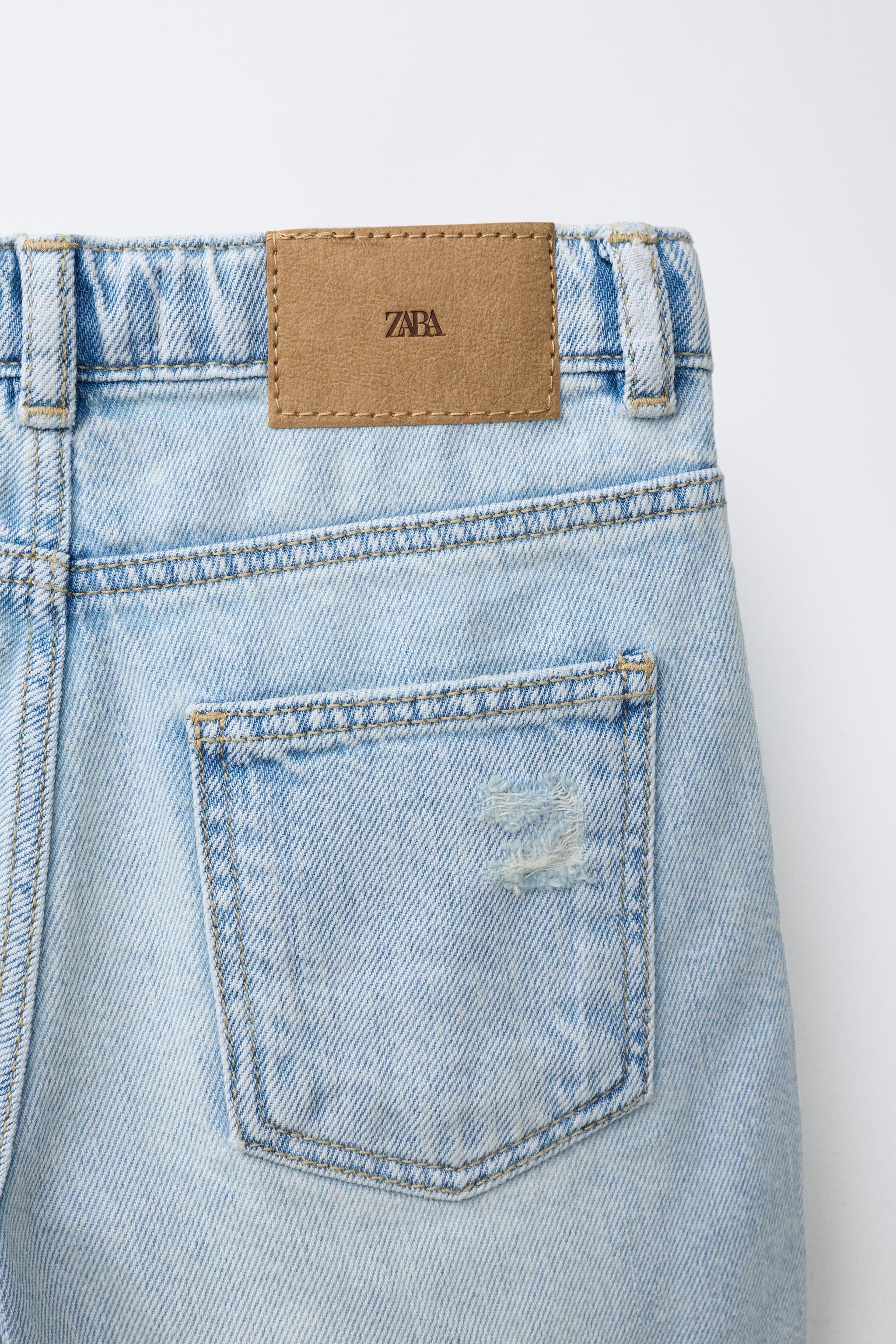 RIPPED BAGGY DENIM SHORTS