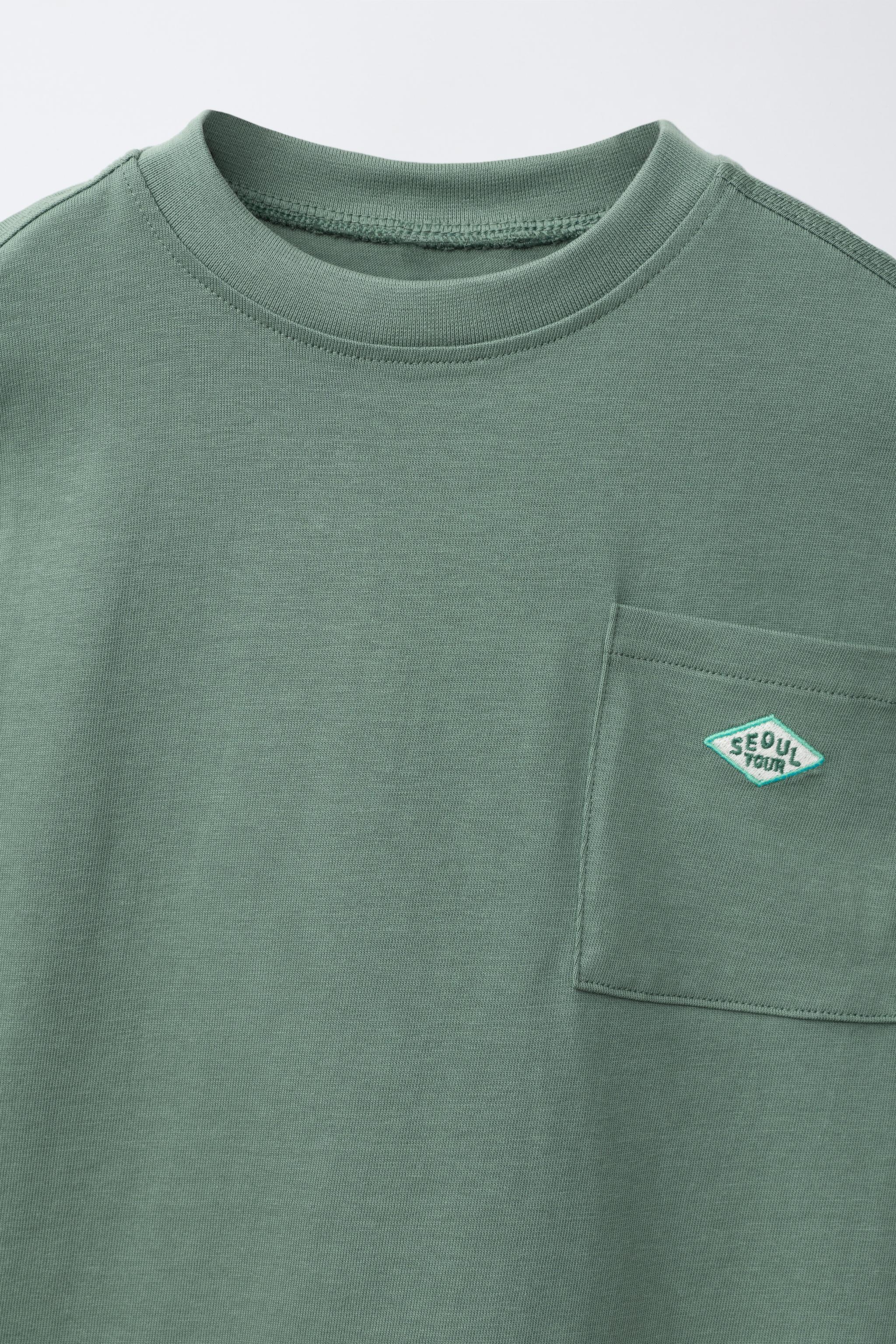 PATCH POCKET T-SHIRT